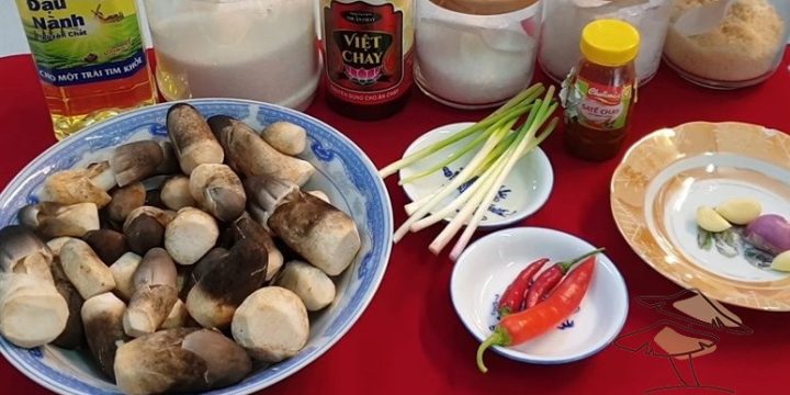 Món ngon từ nấm : Nấm rơm xào lăn